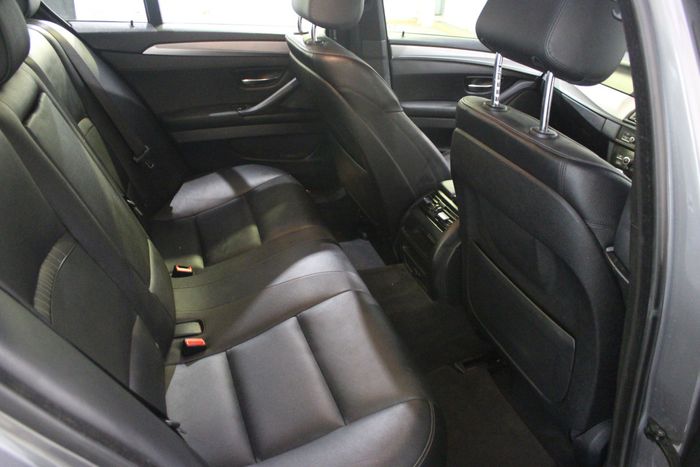 BMW 5 Series 2016
