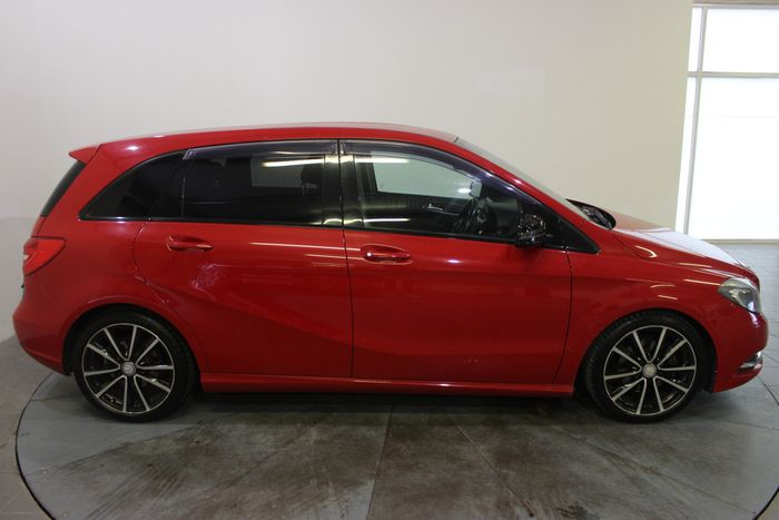 Mercedes-Benz B-Class 2013