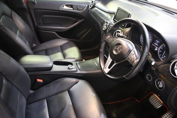 Mercedes-Benz B-Class 2013