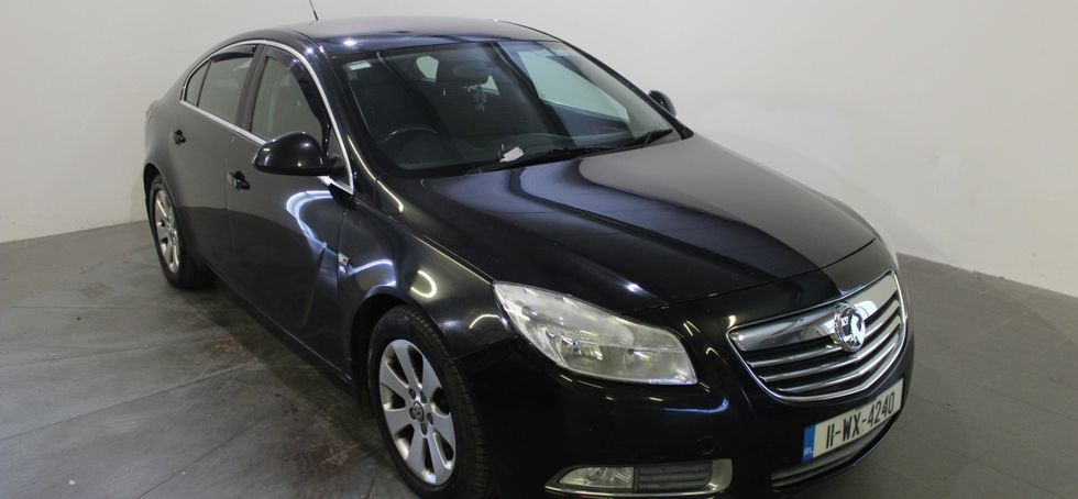 Vauxhall Insignia 2011