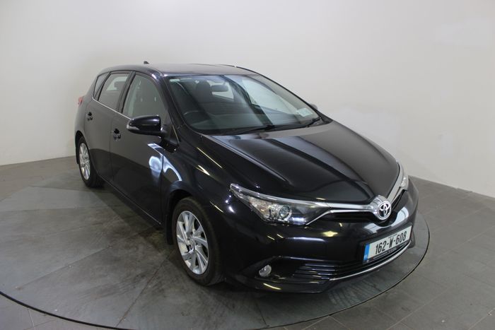 Toyota Auris 2016