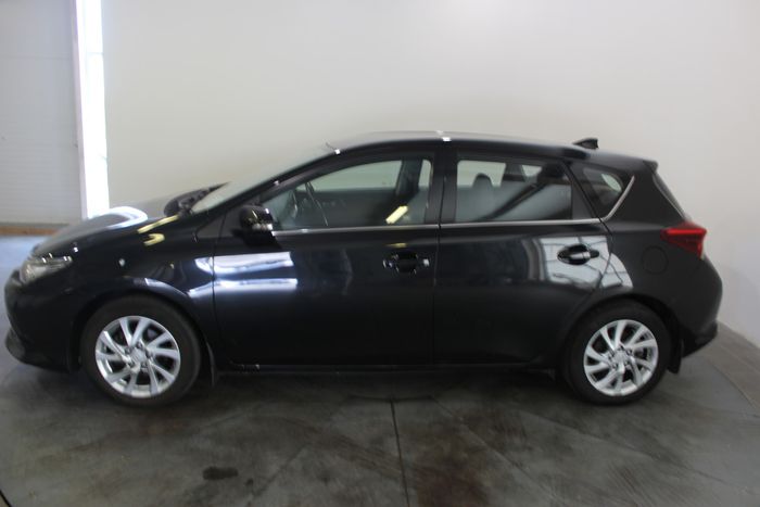 Toyota Auris 2016