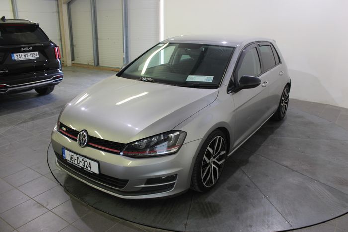 Volkswagen Golf 2016