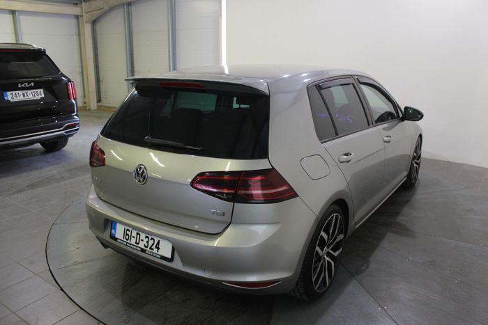 Volkswagen Golf 2016