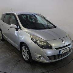 Renault Grand Scenic 2012