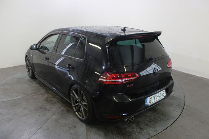 Volkswagen Golf 2016