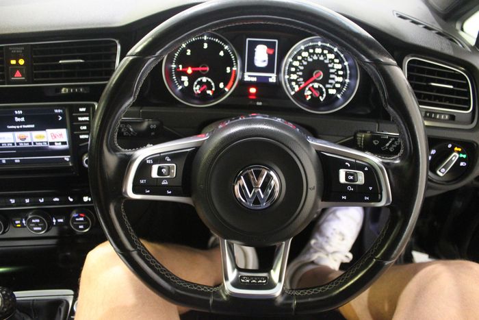 Volkswagen Golf 2016