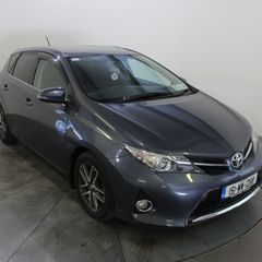 Toyota Auris 2015