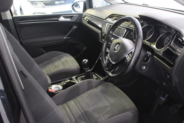 Volkswagen Touran 2016