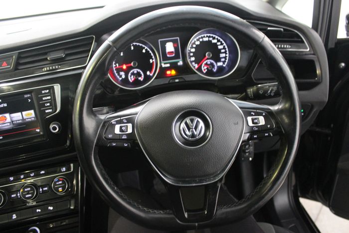 Volkswagen Touran 2016