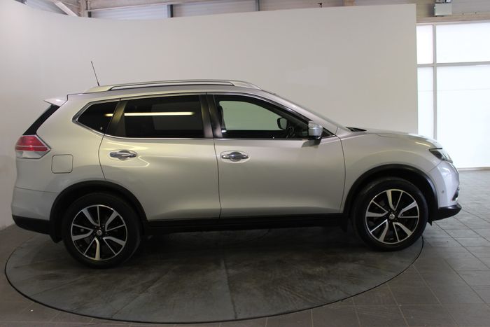 Nissan X-Trail 2016