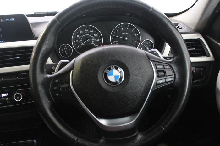 BMW 3 Series 2018
