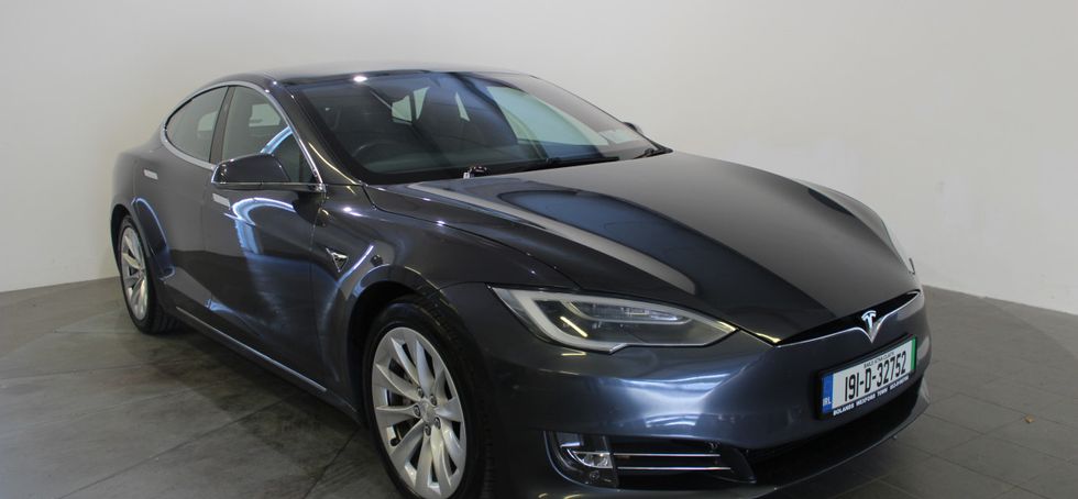 Tesla Model S 2019