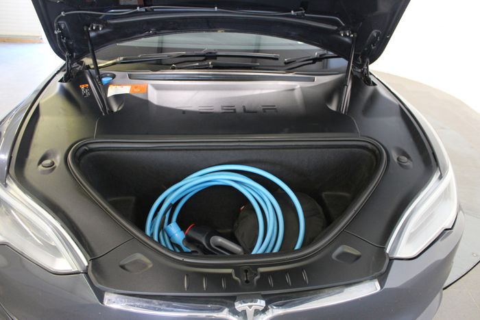 Tesla Model S 2019