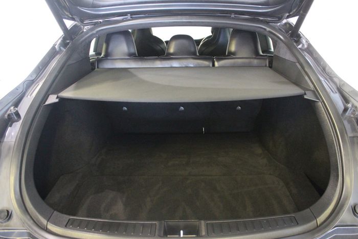 Tesla Model S 2019