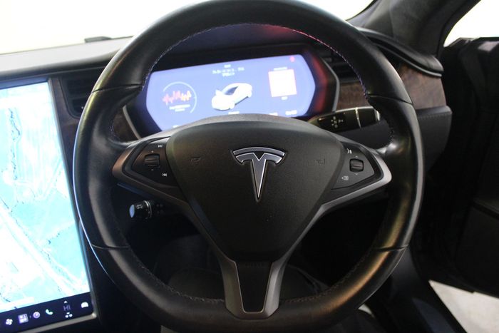 Tesla Model S 2019
