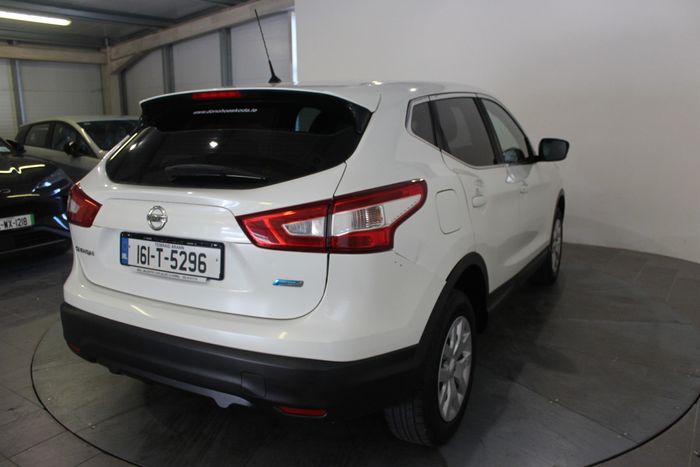Nissan QASHQAI 2016