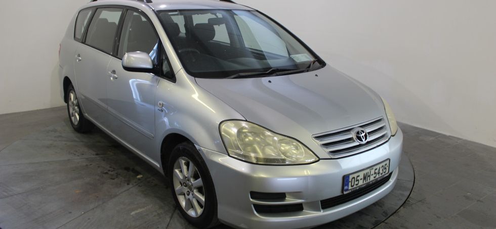 Toyota Avensis 2005