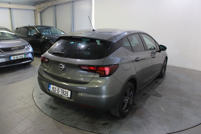 Opel Astra 2019