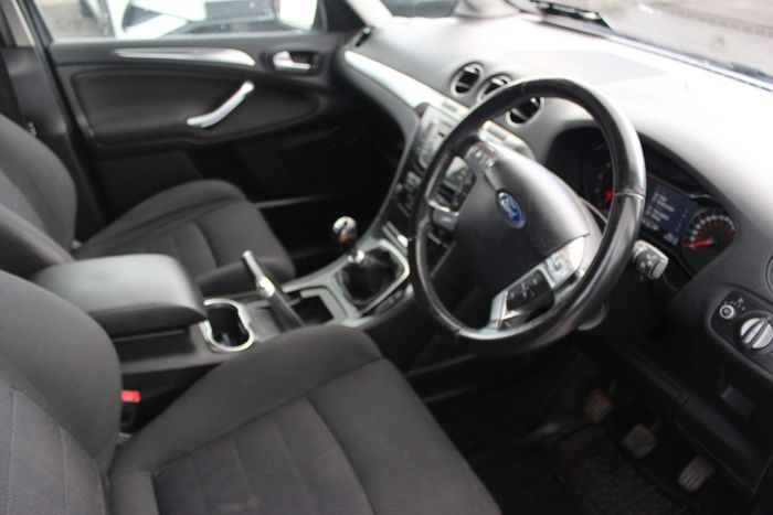 Ford Galaxy 2012
