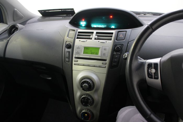 Toyota Yaris 2008