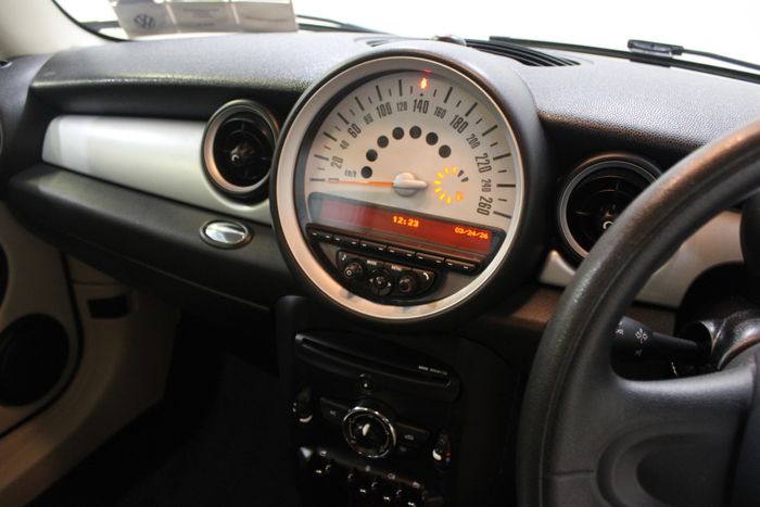 MINI One 2014