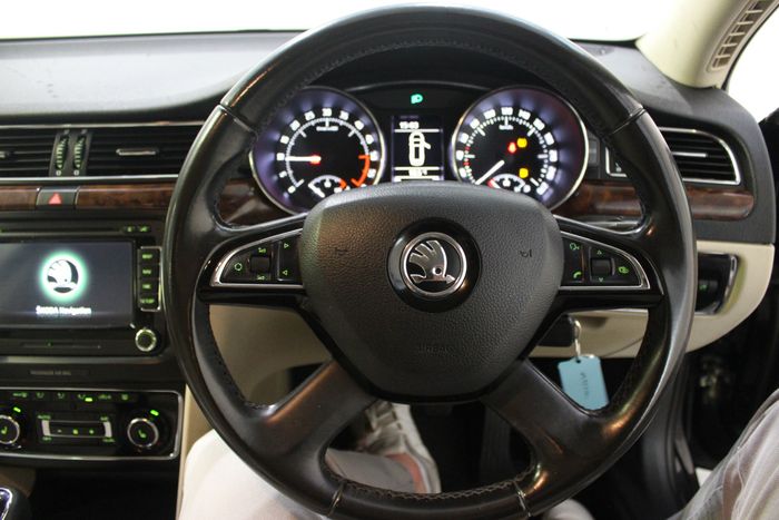 Skoda Superb 2014