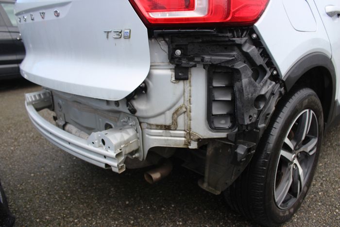 Volvo XC40 2021