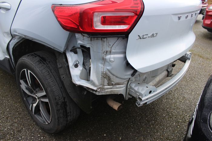 Volvo XC40 2021