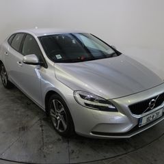 Volvo V40 2018