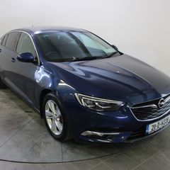 Opel Insignia 2021