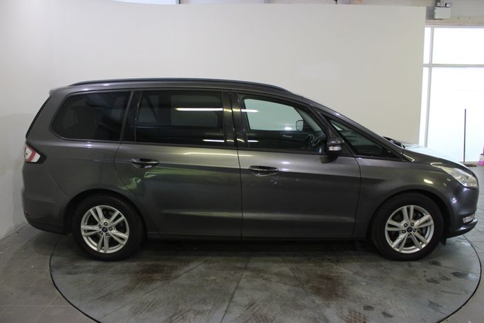 Ford Galaxy 2016