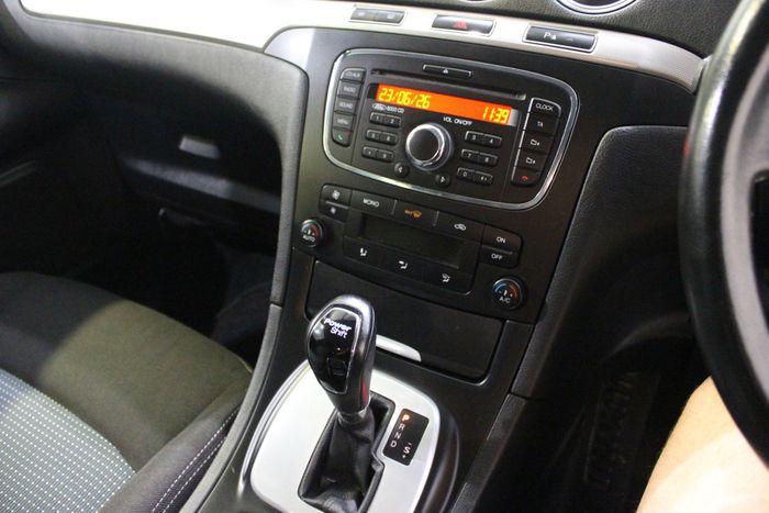 Ford Galaxy 2012