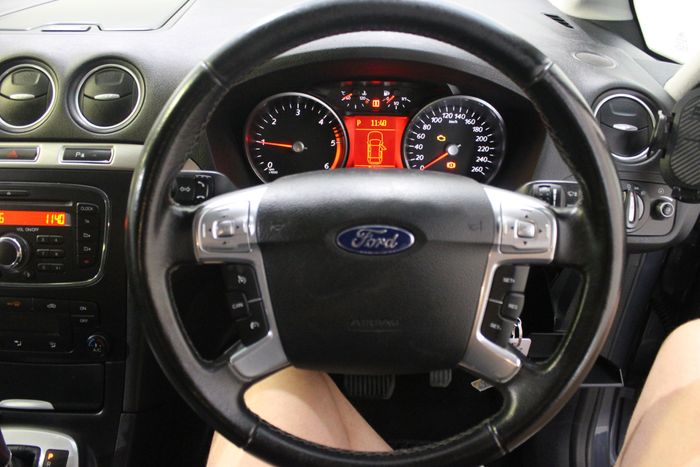 Ford Galaxy 2012