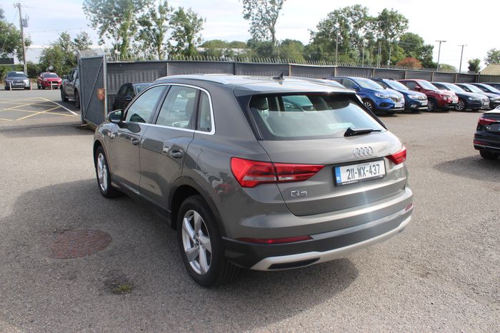 Audi Q3 2021