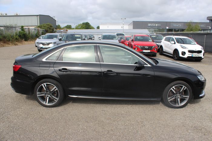 Audi A4 2021