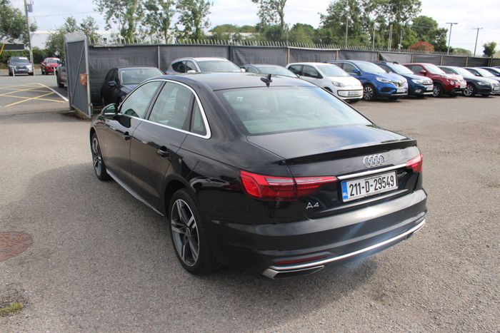 Audi A4 2021
