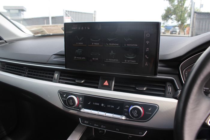 Audi A4 2021