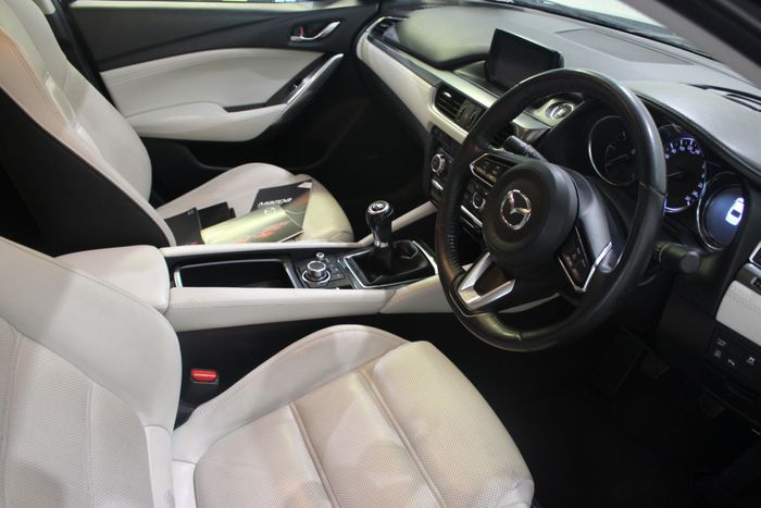 Mazda 6 2018