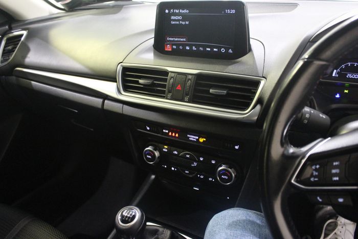 Mazda 3 2018
