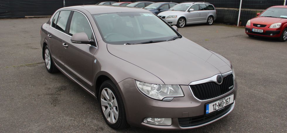 Skoda Superb 2012