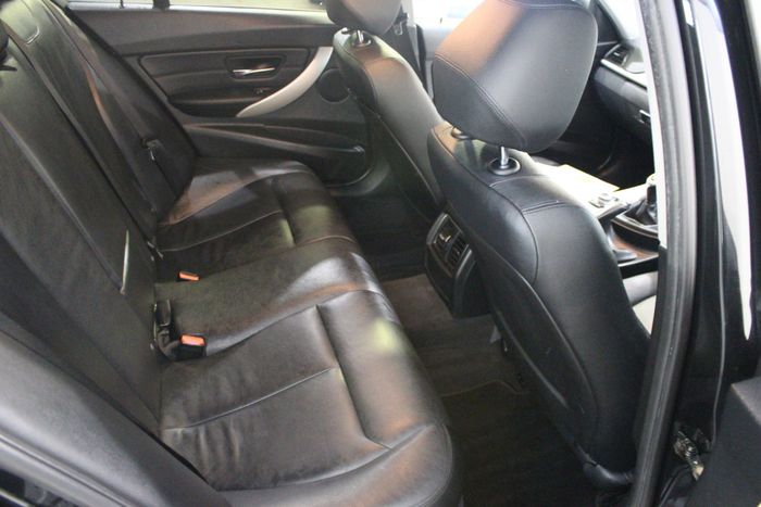 BMW 3 Series 2016