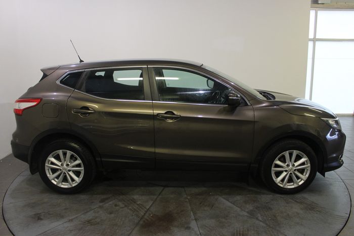 Nissan QASHQAI 2014
