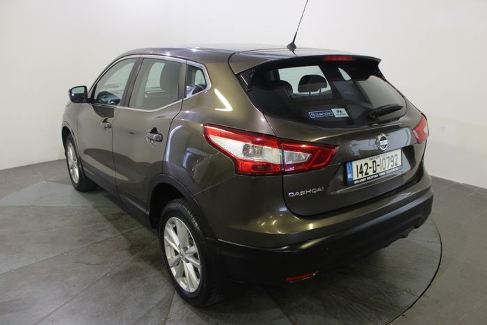 Nissan QASHQAI 2014