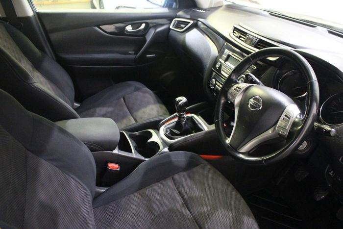 Nissan QASHQAI 2014