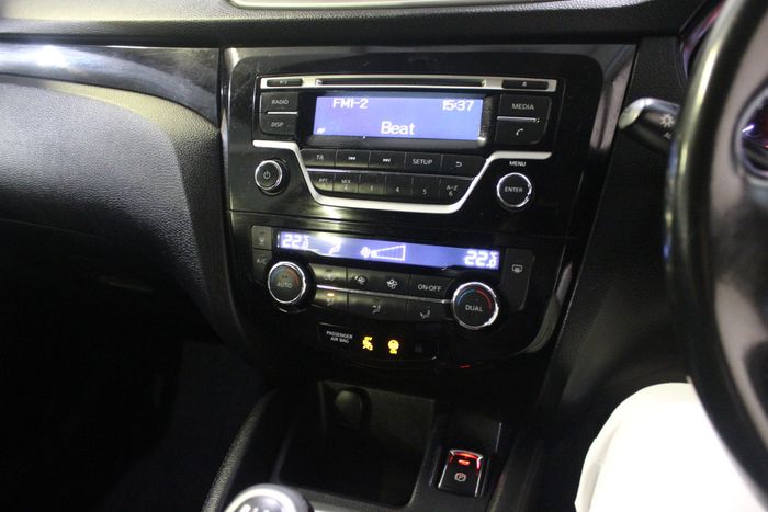 Nissan QASHQAI 2014