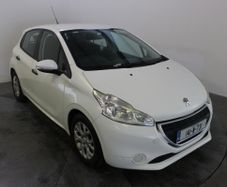 Peugeot 208 2014
