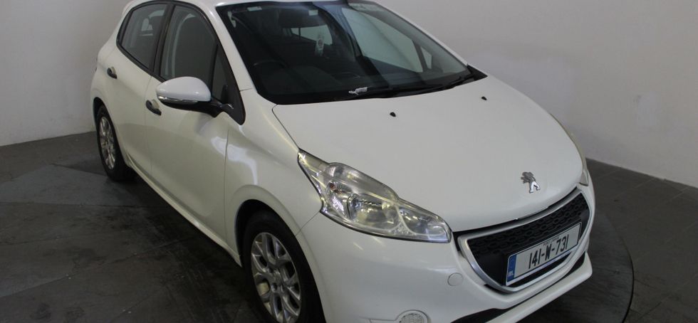 Peugeot 208 2014