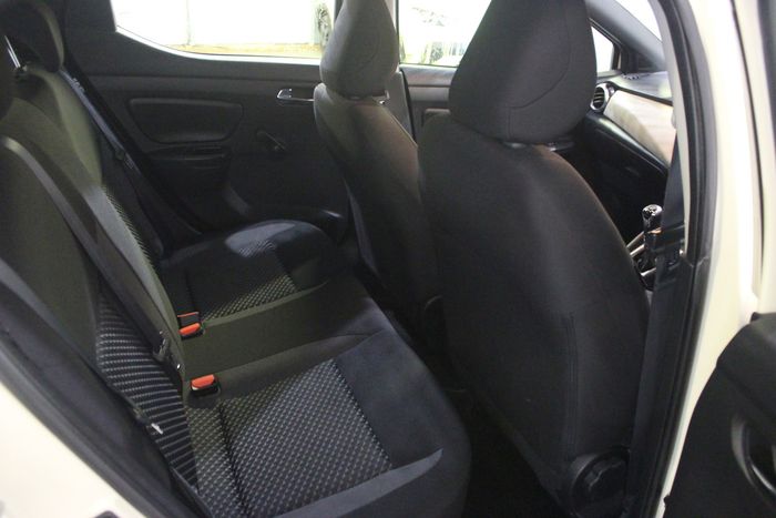 Nissan Micra 2021