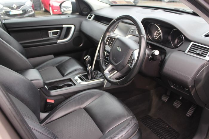 Land Rover Discovery Sport 2017